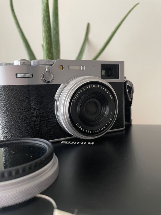 Fujifilm X100VI Сребрист, Като нов, Гаранция + Екстри