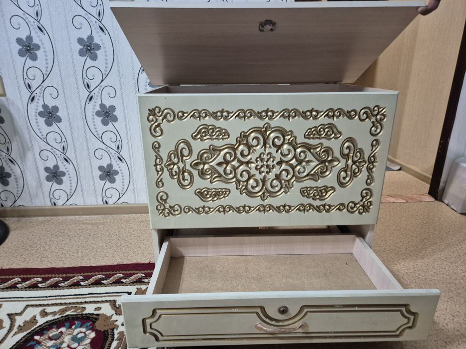 Сандык сатылады.