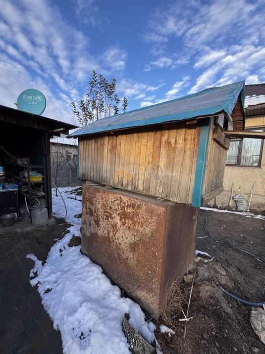 Продам теплую будку