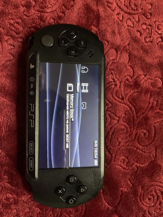 Psp e1008 прошитая