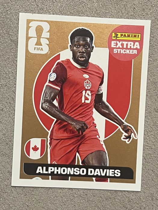 Alphonso Davies Extra sticker Panini
