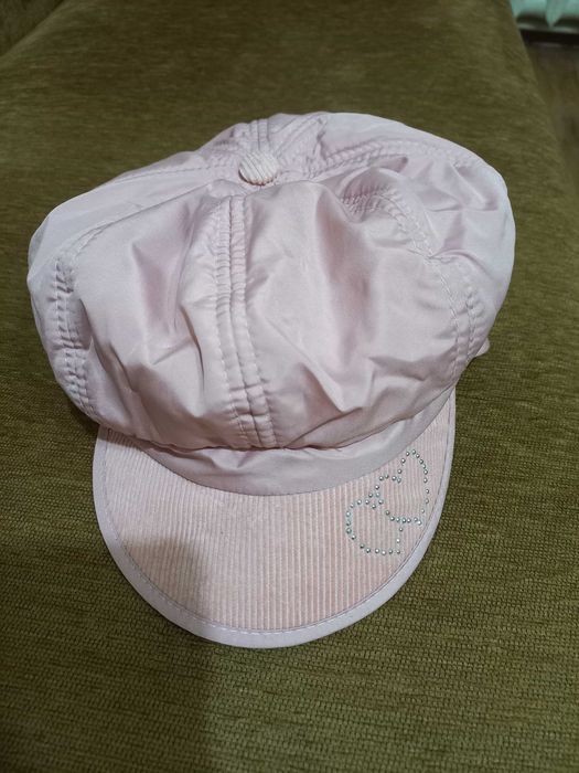 Продается новая Шапка- кепка