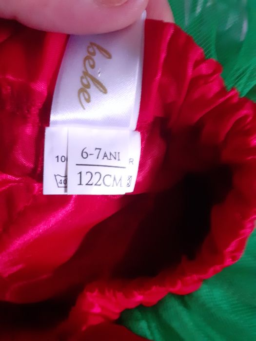 fustita tutu rosu cu verde