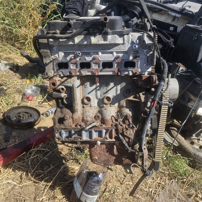 Двигател свален от ивеко Дейли 2.3 мотор 2004г