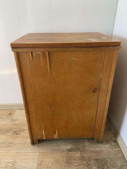 Продается швейная  машинка