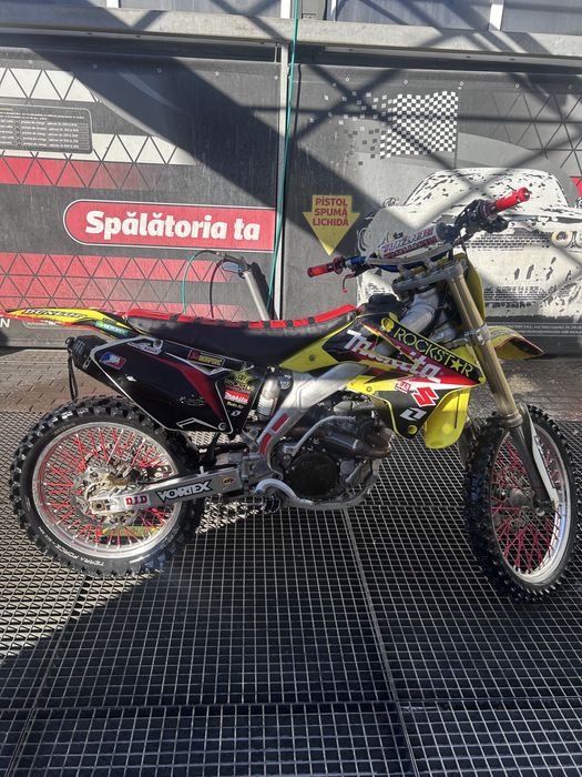 Suzuki RMZ 250 4 timpi