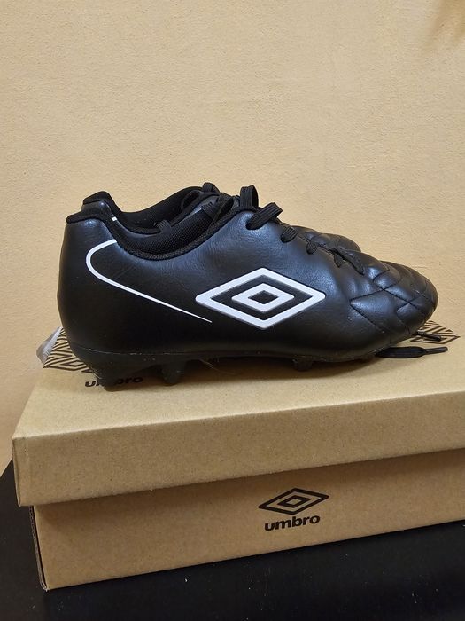 Детски бутонки Umbro р-р 35,5