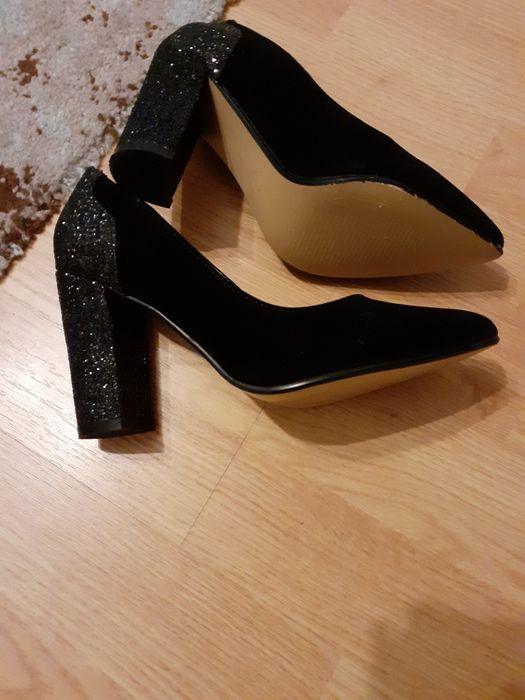 Pantofi de damă mărimea 35