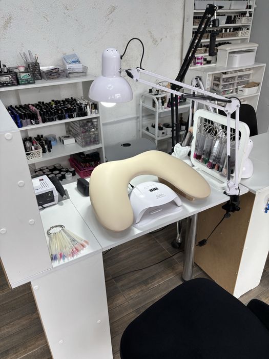 Продаю маникюрный бизнес