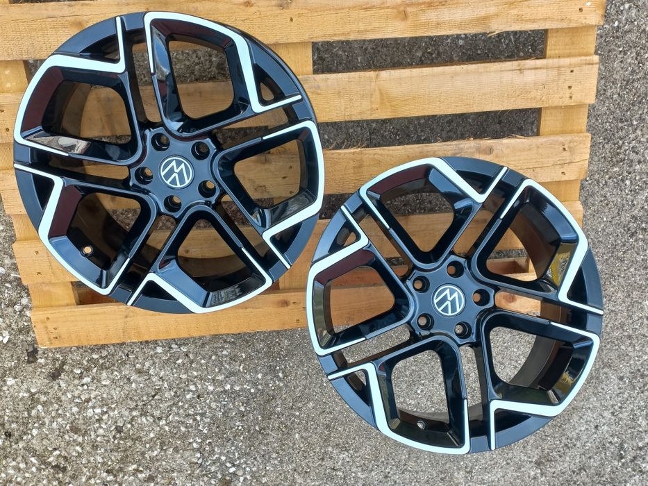 18"Vw Gti Gtd Golf Passat Tiguan Touran 8ж ет40 Black Polish Нови
