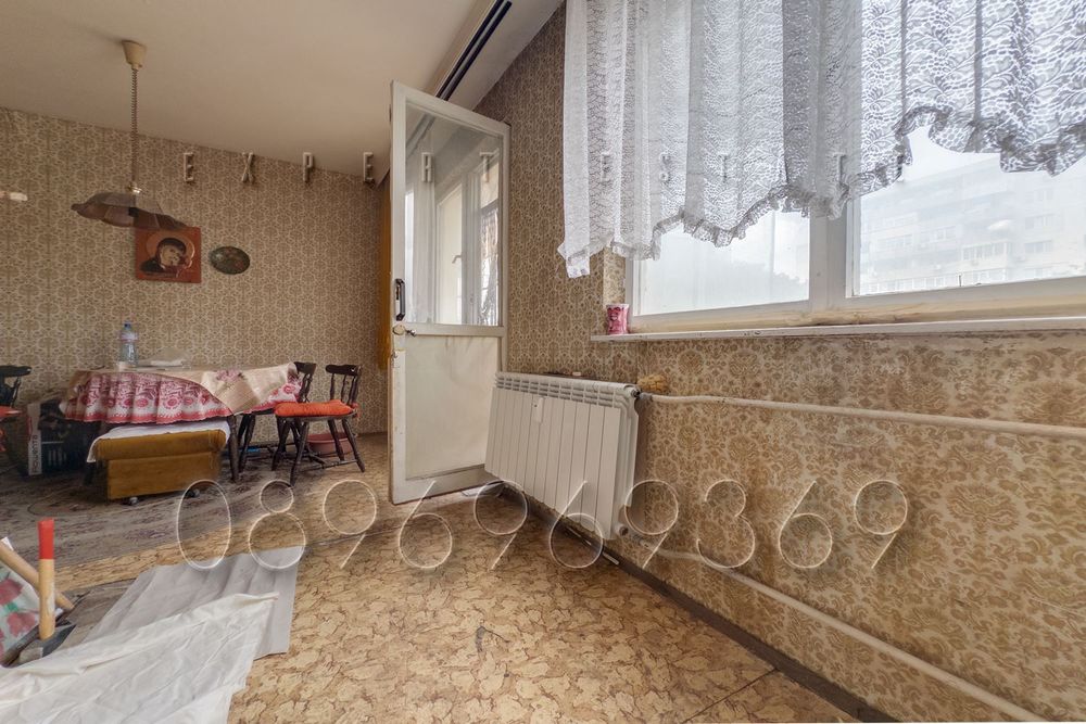 Продава се Тристаен апартамент в Варна, Възраждане 1 - 72 кв.м за 1369 €/кв.м - Снимка #4