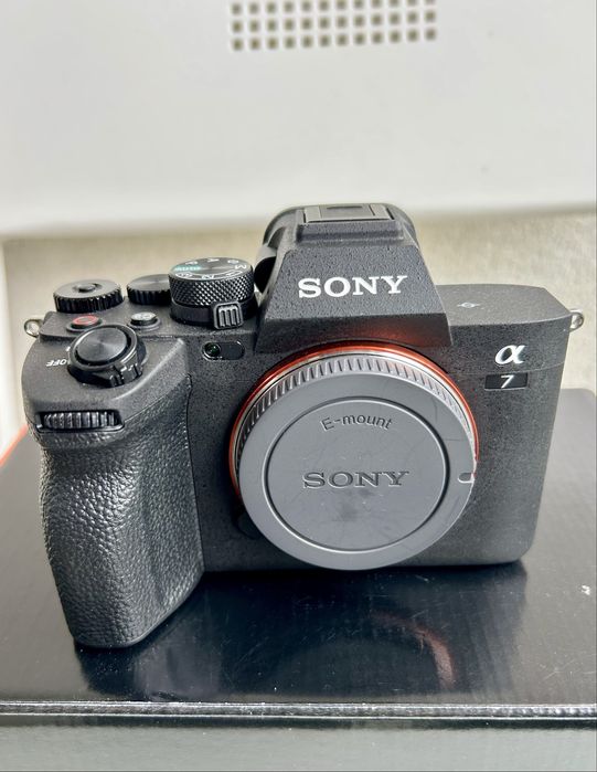 Sony alpha 7 IV in garantie, 09.2026