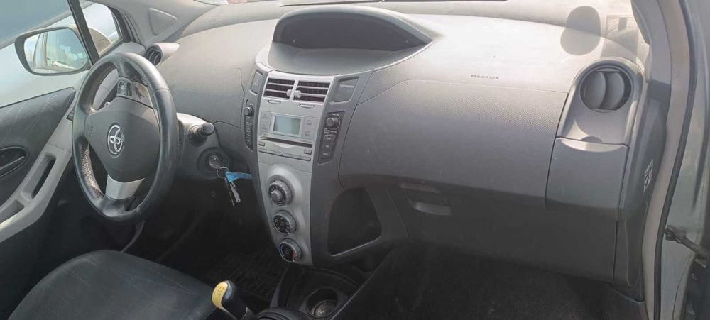 Toyota Yaris 1.0i /1.3i  2007г. на части