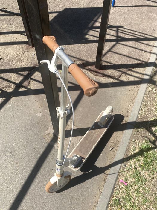 Продам Самокат Срочно