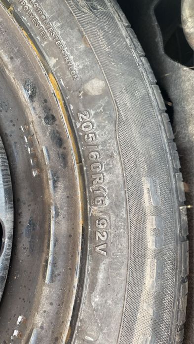 Резина 205/60/16