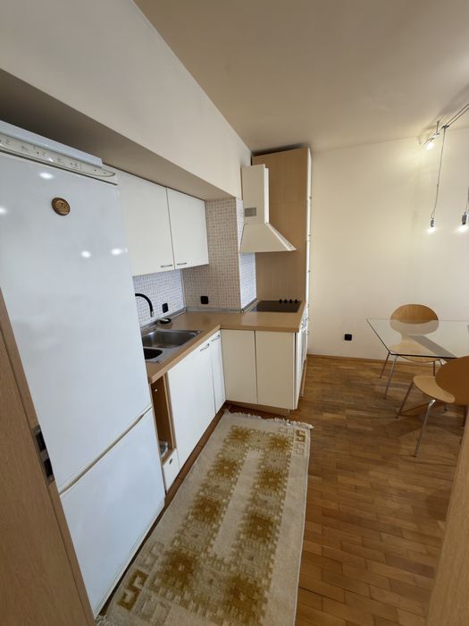 Дава се под наем Двустаен апартамент в Варна, Бриз - 70 кв.м за 433.5 € - Снимка #2