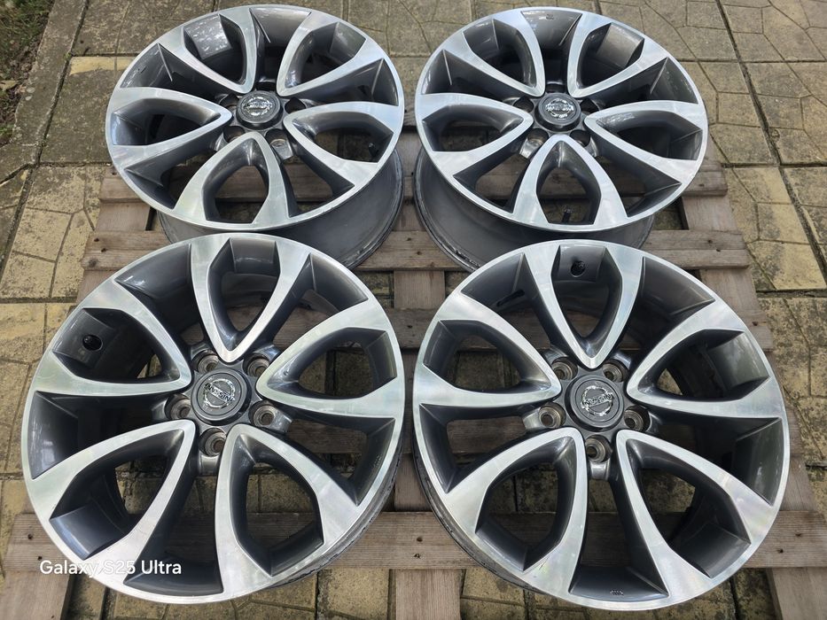 Лети джанти 17ки 5х114.3 Nissan