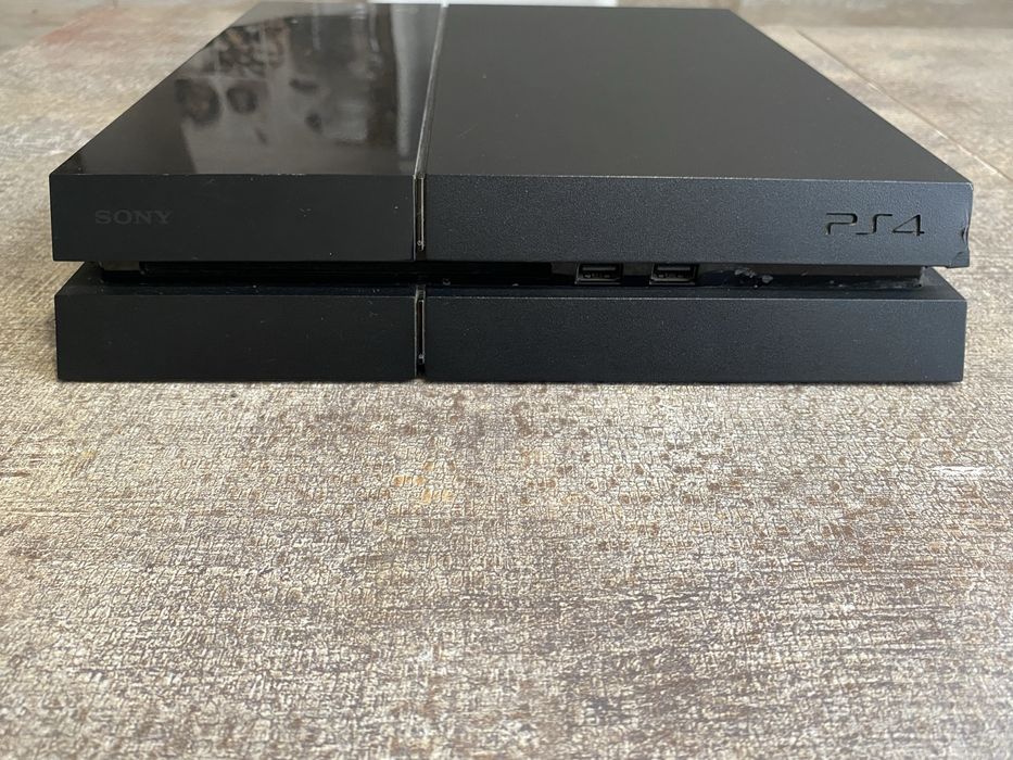 Sony Playstation 4 fat
