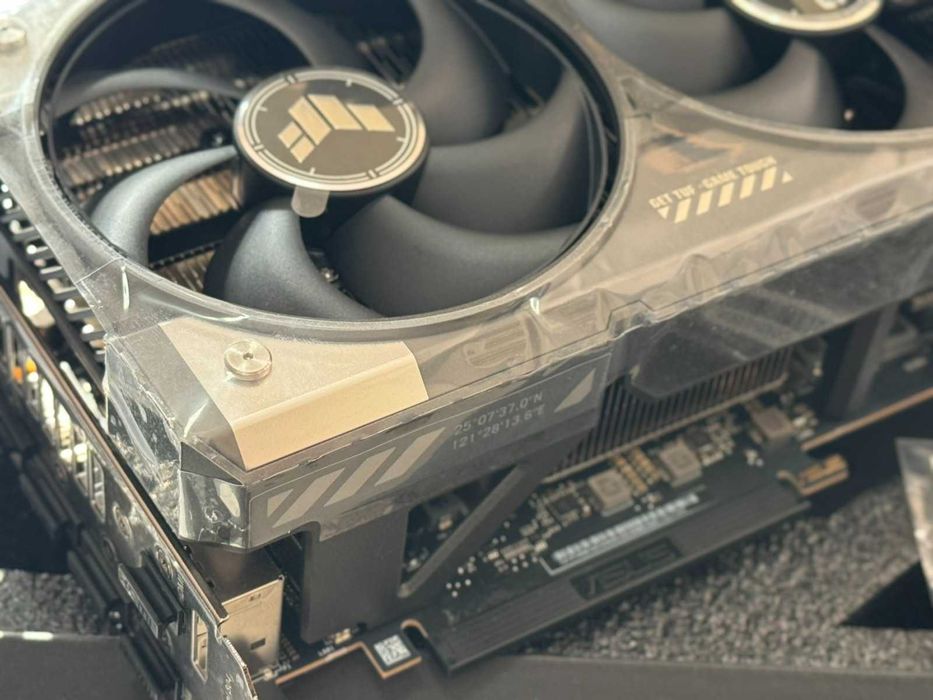 Видеокарта ASUS TUF Gaming RTX 5090 OC, 32GB GDDR7