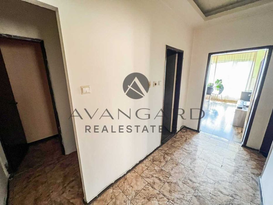 Продава се Тристаен апартамент в Пловдив, Тракия - 69 кв.м за 924 €/кв.м - Снимка #8