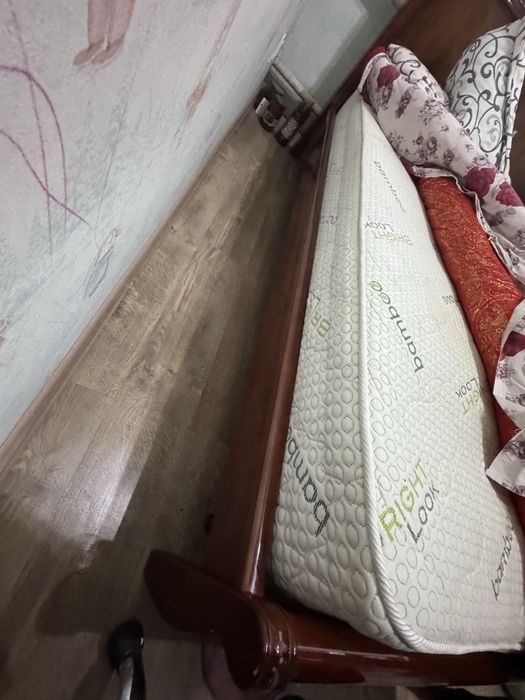 Двухспальный кровать бесплатно