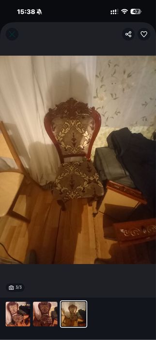 Кухонный стол и винтажные стулья