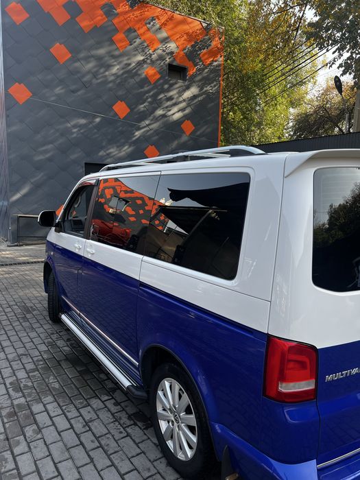Volkswagen multivan 2012 T5 рест