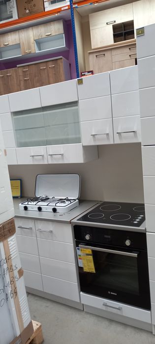 Mobilă de bucătărie, nouă