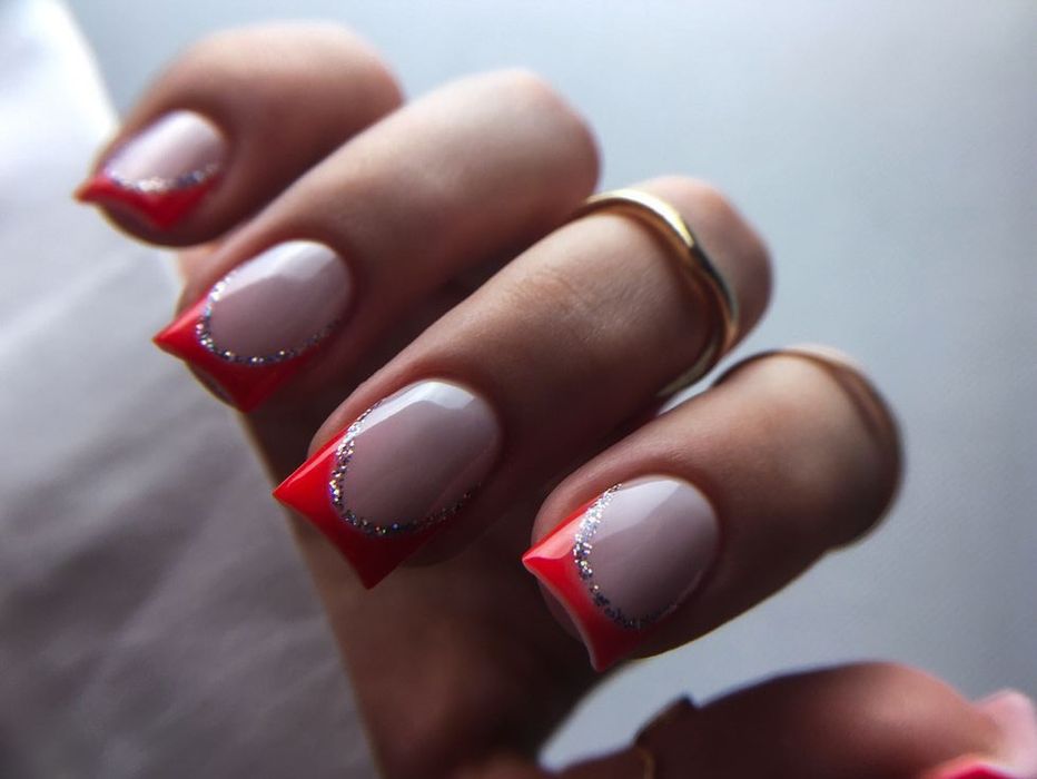 Unghii cu gel ! REDUCERI programarilor pentru Craciun