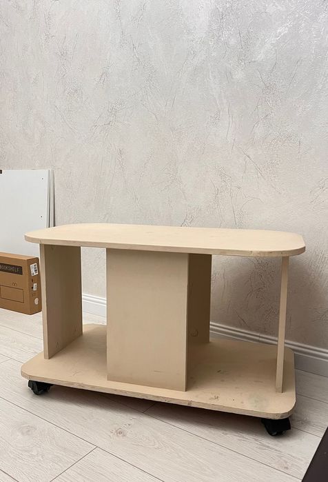 Журнальный столик б/у