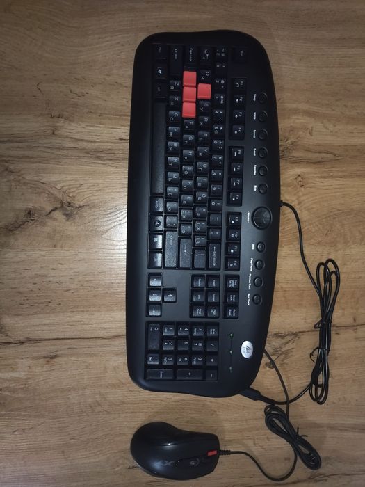 Клавиатура продаётся