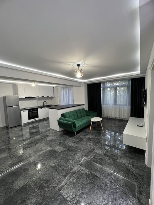 Inchirez apartament!!