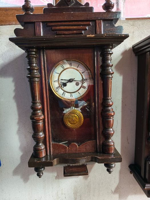 Ceas antic cu pendul