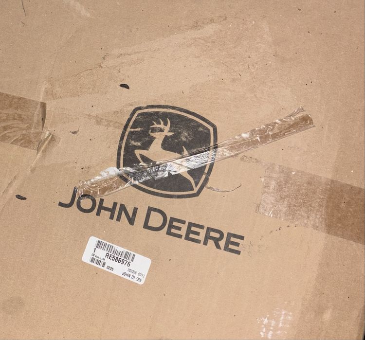 Демфер John Deere RE586976
