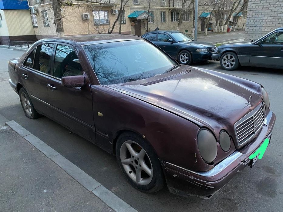 Продам мерседес Е 280