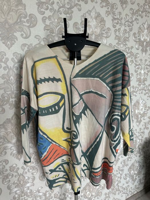 Модные вещи в хорошем состоянии.