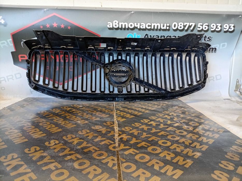 Решетка Volvo XC60