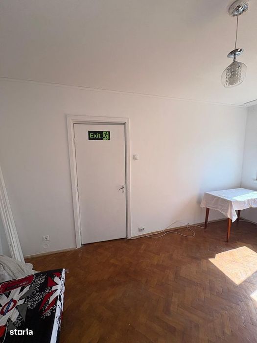 2 cam sd 50 mp zona podu ros modelul cu 3 debarale et 3/4 81.000 eur
