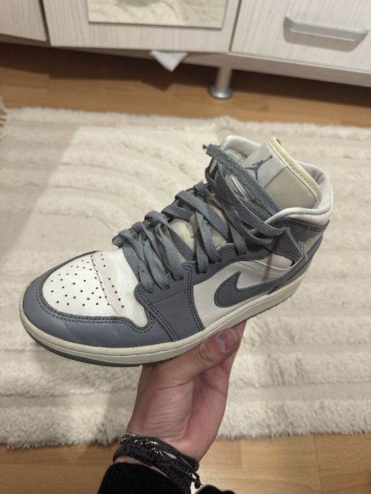 Jordan 1 air Mid Stealth