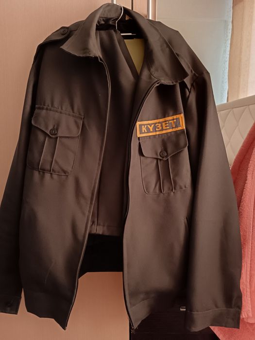 Продается костюм охраны