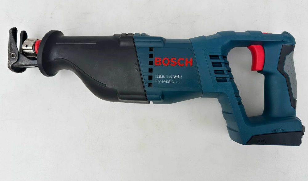 Bosch GSA 18 V-Li - Акумулаторен саблен трион 18V 2025г като нов!