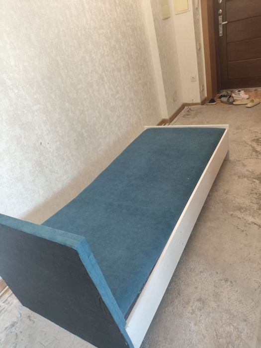 Продам кровать односпалка