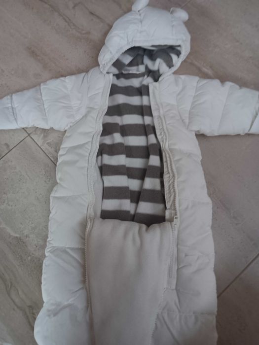 Бебешки скафандъри