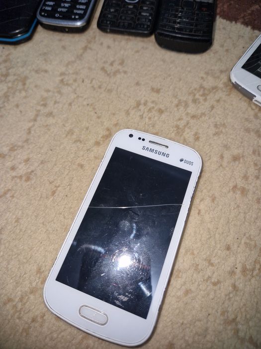 Самсунг телефон по запчастям