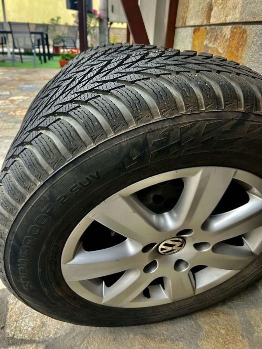 Гуми  NOKIAN 235/65/17 Джанти 5*130