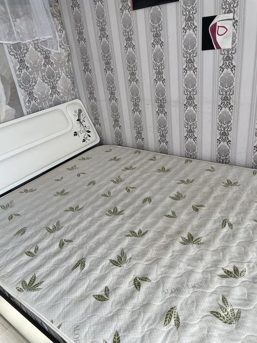 Продам кровать, торг есть