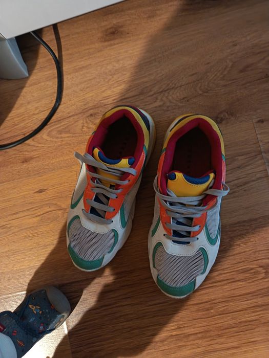 Летни обувки носени в много добро състояние