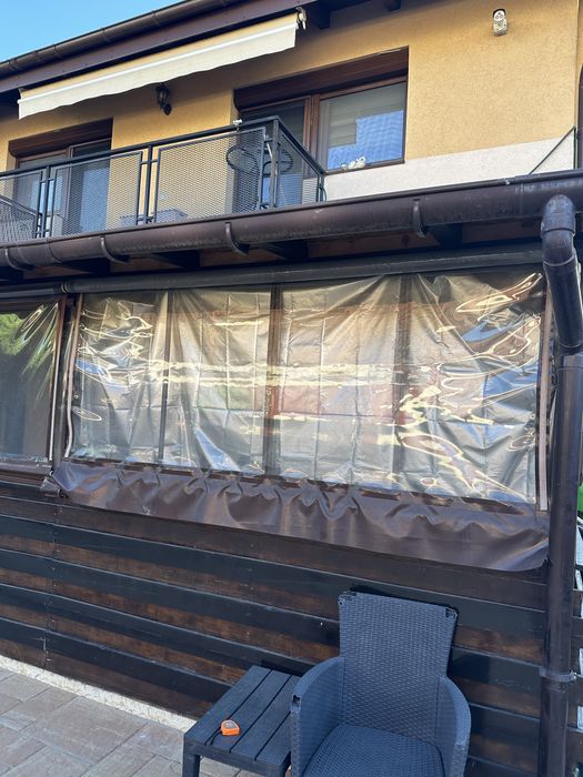 Vand  3 rulouri 250 m latime , demontabile pt inchidere terasa