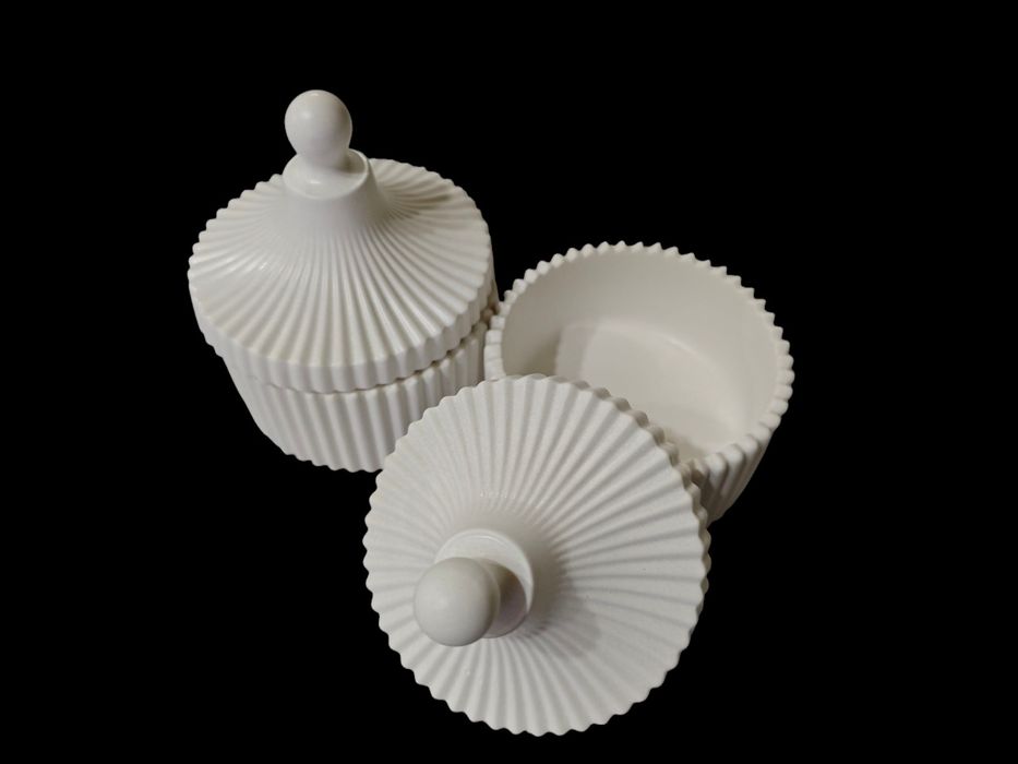 Керамични кашпи различни модели