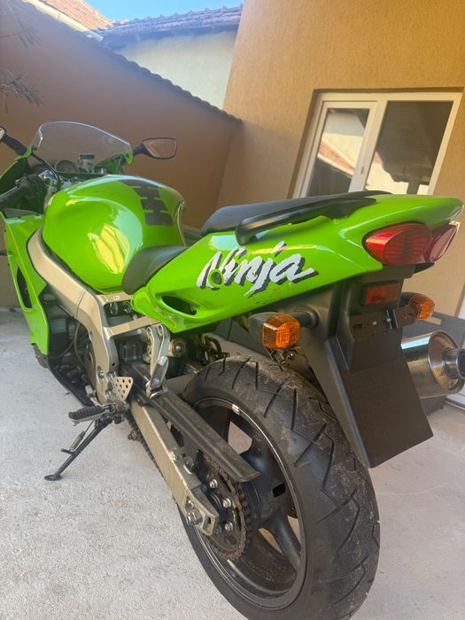 Kawasaki ninja zx9r